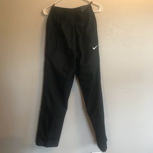 Nike relaxed fit athletic pant. NEW WITH TAGS